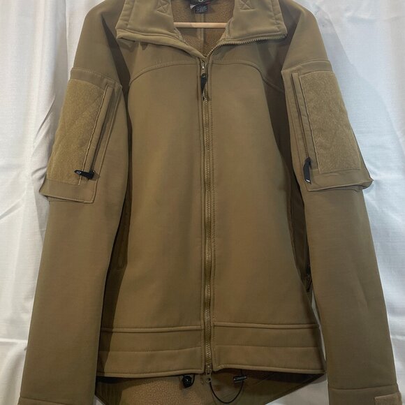 JA7030- Beyond Clothing L5 Cold Fusion Softshell Jacket- Large